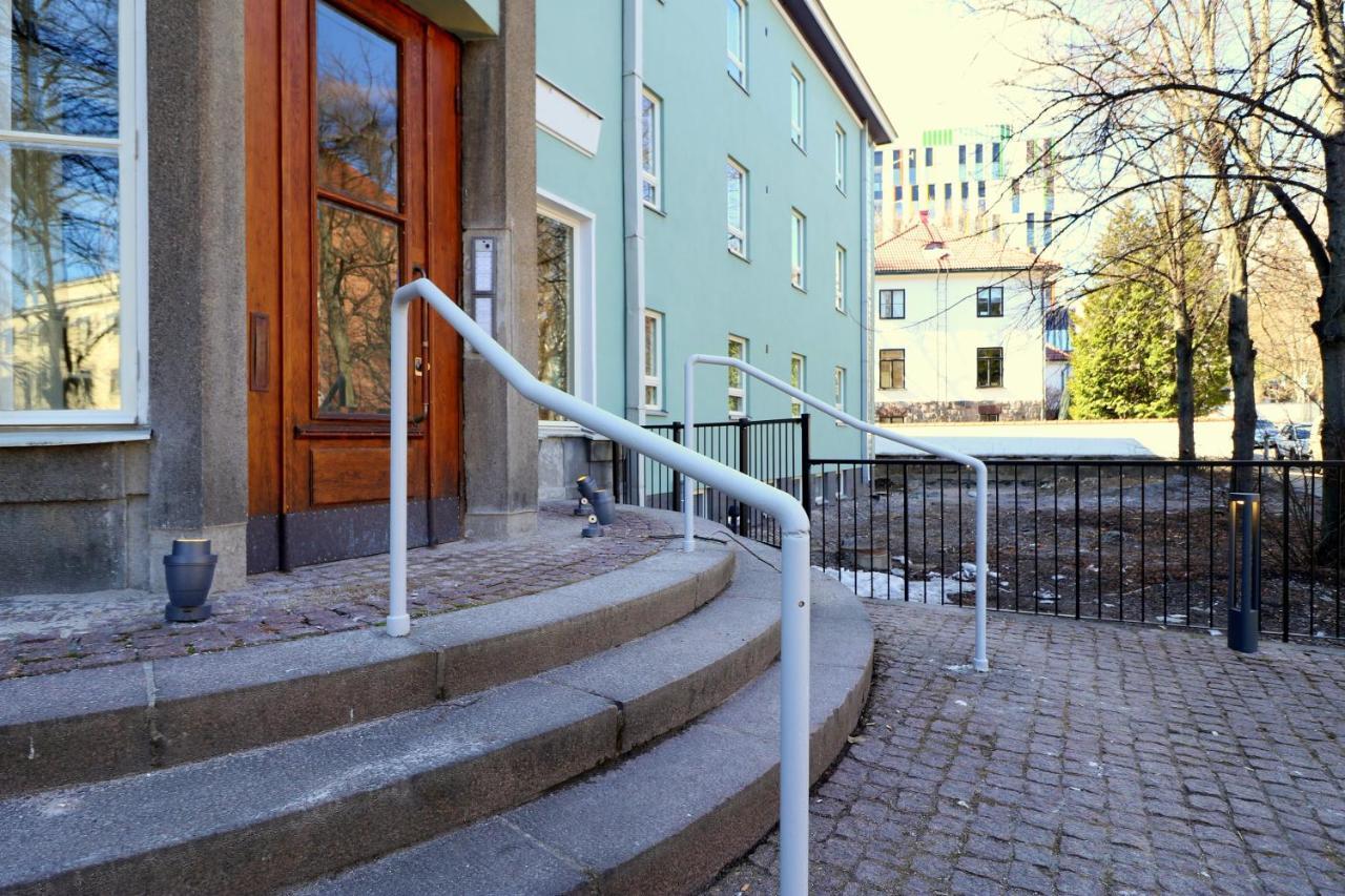 Forenom Serviced Apartments Helsinki Toeoeloe Eksteriør bilde